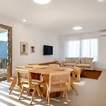 Bronzees Celeste By Irundo Villa Brodarica