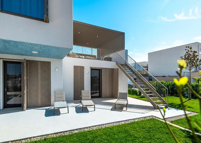 Villa Bronzees Celeste By Irundo *