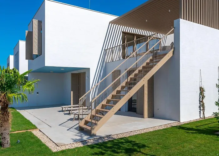 Bronzees Celeste By Irundo Villa *