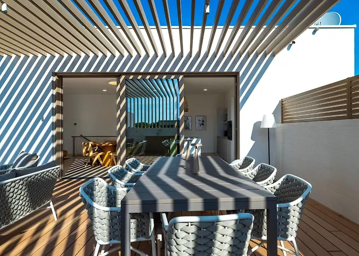 Villa Bronzees Celeste By Irundo *